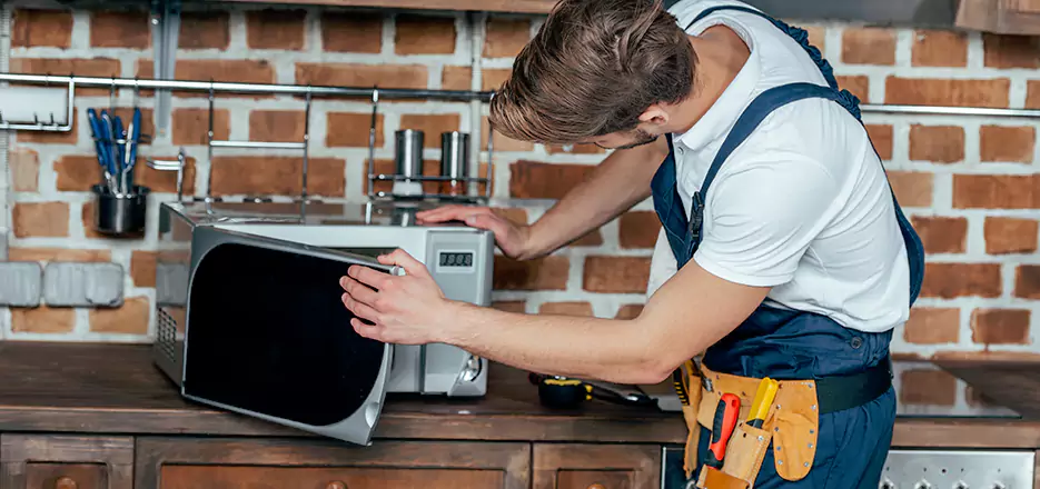 In-Home Microwave Repair in Estero