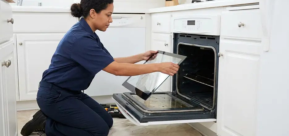 Range Oven Door Glass Replacement in Estero