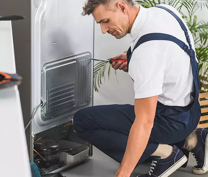 Why Estero, FL Homeowners Rely on Estero Appliance Pro for Every Mini Fridge Fix?