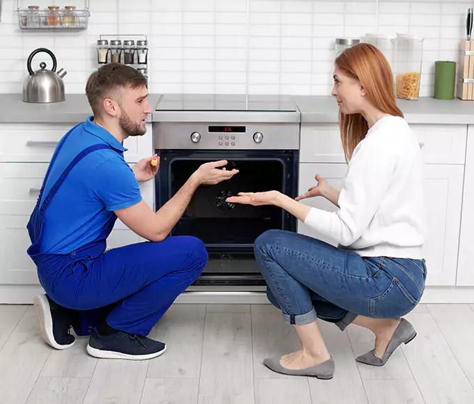 Why Estero Kitchens Trust on Estero Appliance Pro for Every Oven Fix?